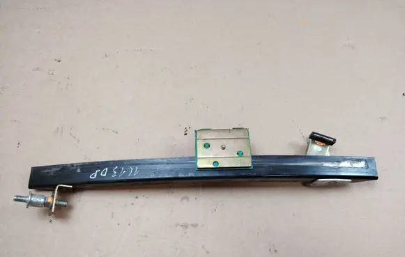 Maserati Coupe Front door manual window regulator