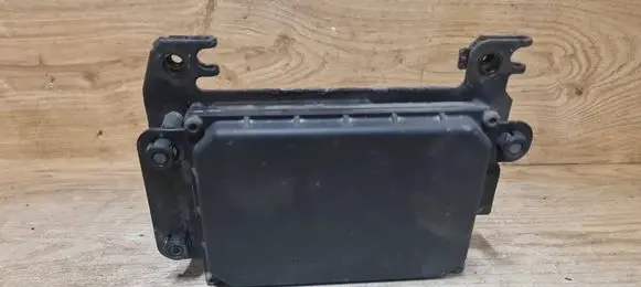 Volvo V40 Distronic sensor radar 31400839 31400843