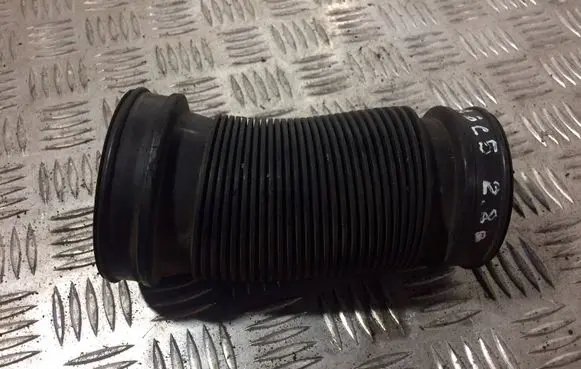 Audi A6 S6 C5 4B Air intake hose/pipe 8D0129627