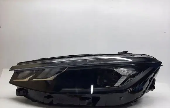 Volkswagen PASSAT B8 USA Headlight/headlamp 3J1941005