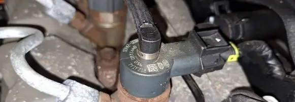 KIA Ceed Fuel injector 0445110256
