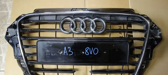 Audi A3 S3 8V Front bumper upper radiator grill 8V3853037