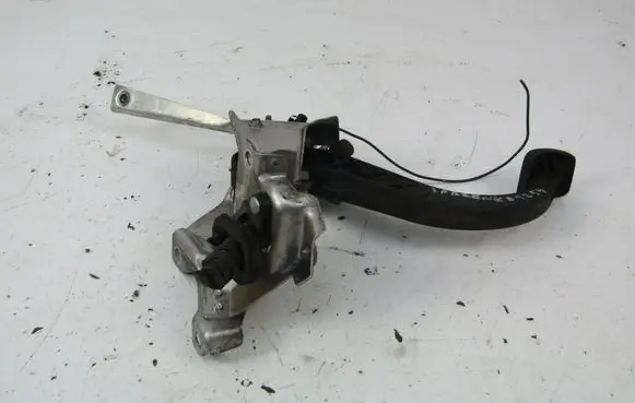 Opel Combo C Clutch pedal 