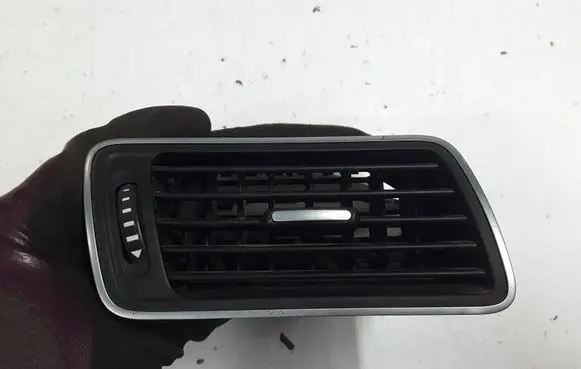 Volkswagen PASSAT B7 Dashboard side air vent grill/cover trim 3AB819702A