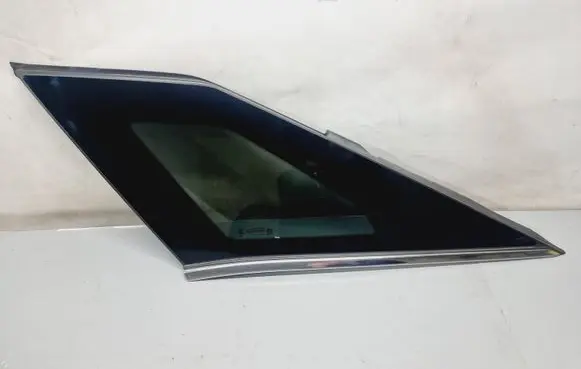 Peugeot 3008 II Rear side window 9810719680
