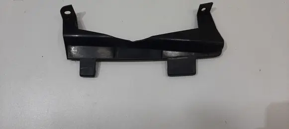 Volvo S60 Headlight/headlamp mounting bracket 89002985