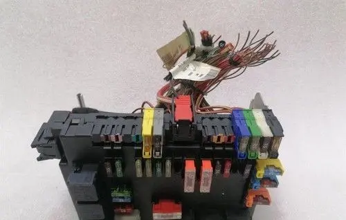 Mercedes-Benz S W221 Fuse box set A2215403250