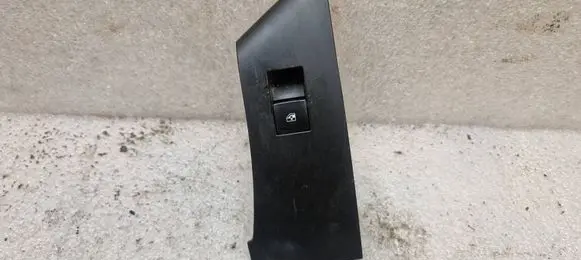 Opel Astra J Electric window control switch 13301886 1055