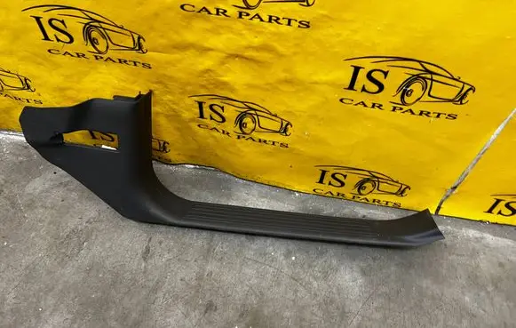 Mercedes-Benz GL X166 Front sill trim cover A1666800035