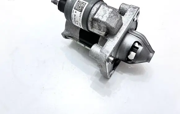Peugeot 3008 II Starter motor 9812715480