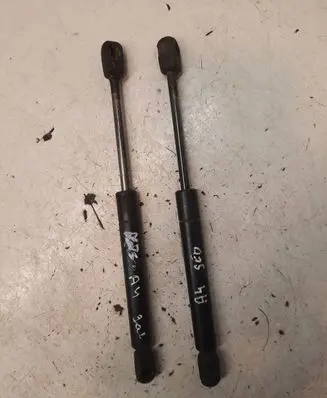 Audi A4 S4 B5 8D Tailgate/trunk strut/damper