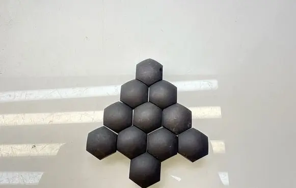 Nissan Juke II F16 Wheel nut cap/cover 