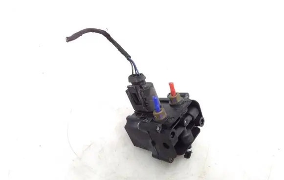 BMW X5 F15 Air suspension valve block 4722555620