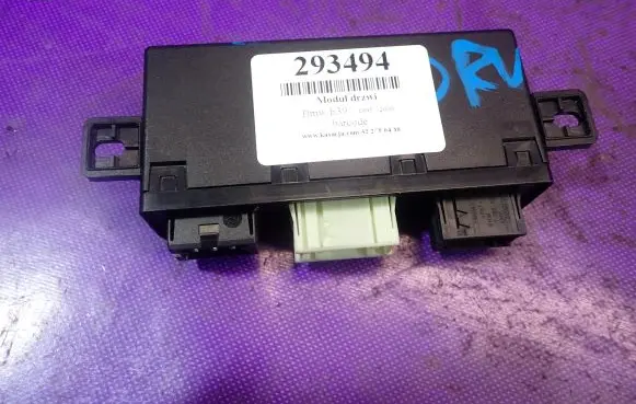 BMW 5 E39 Door control unit/module 8377597