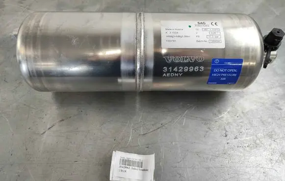 Volvo XC60 Air suspension tank/reservoir 31429963