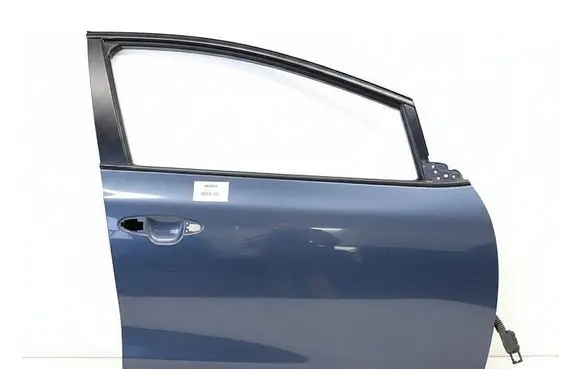 KIA Ceed Front door