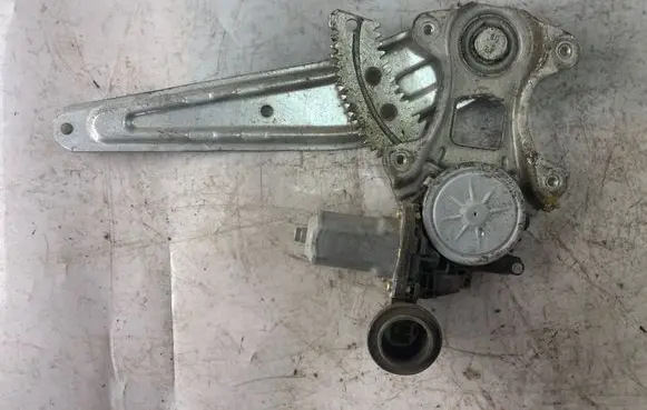 Daihatsu Sirion Rear door window regulator with motor 
