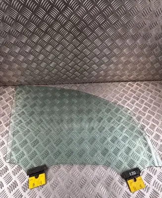Audi Q7 4M Front door window glass four-door 4M0845022