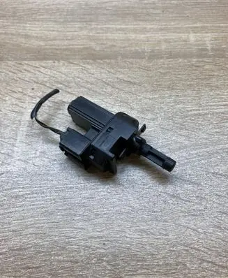 Ford Focus C-MAX Brake pedal sensor switch 4M5T7C534AA