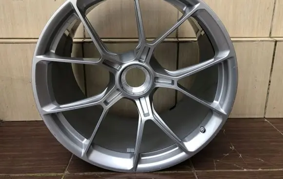 Porsche 911 992 R21 alloy rim 9GT601025R