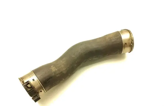 BMW 3 E90 E91 Intercooler hose/pipe 3290415