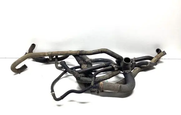 Engine coolant pipe/hose