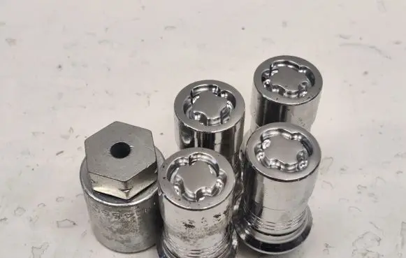 Ford Mustang VI Nuts/bolts 