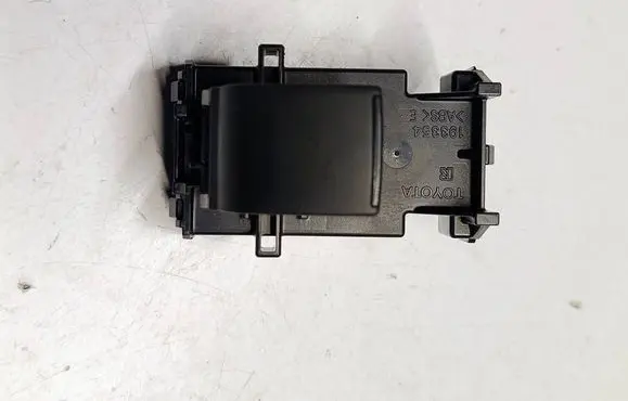 Toyota Yaris XP210 Electric window control switch 3561F43S3 3561F43