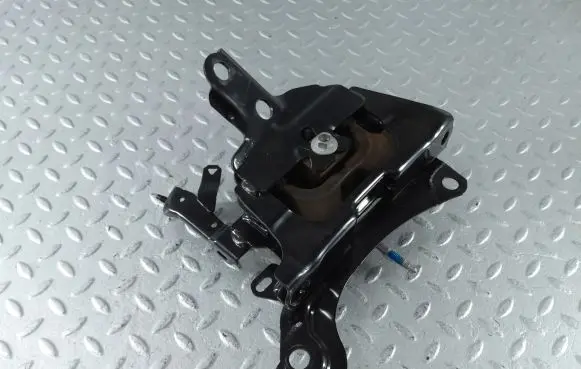 Toyota Corolla Cross Engine mount bracket 1237224090