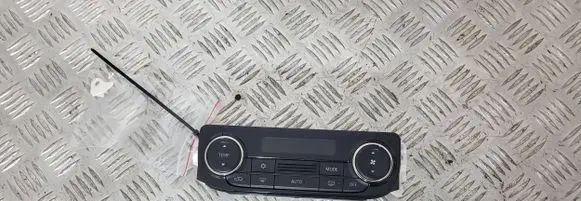 Mitsubishi L200 Climate control/heater control trim 