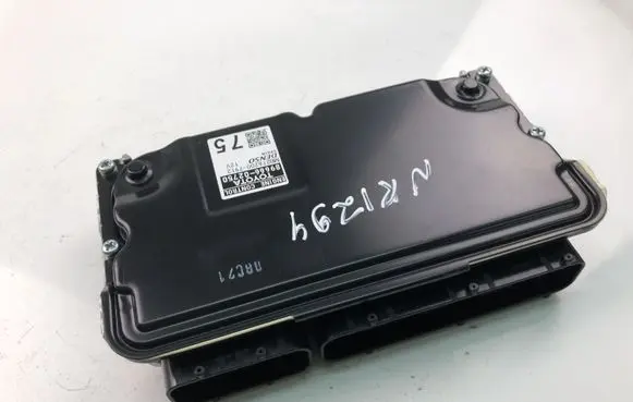 Toyota C-HR I Engine control unit/module 8966602750