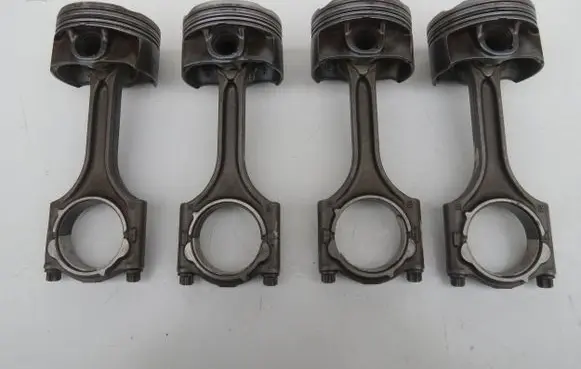 Volvo XC60 Piston with connecting rod 31460828