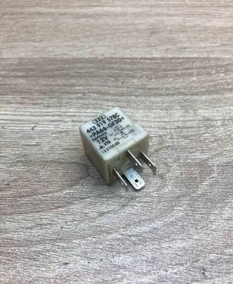 Audi A4 S4 B5 8D Other relay 443919578C 267