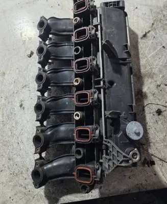 BMW 5 E60 E61 Intake manifold 7790480