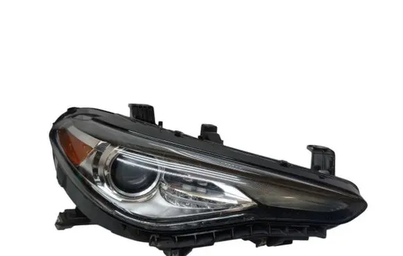 Alfa Romeo Giulia Headlight/headlamp 50547572 04E17T2