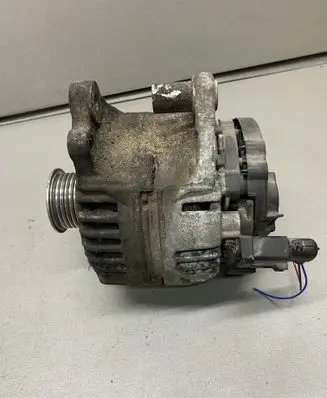 Skoda Octavia Mk2 (1Z) Generator/alternator 03C903023D 0124325128