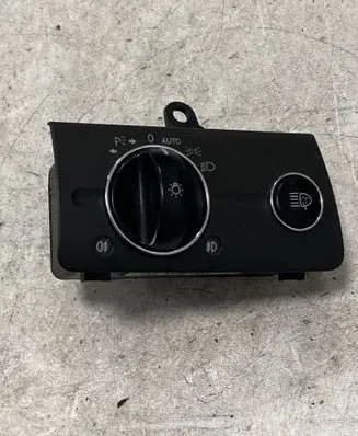 Mercedes-Benz E W211 Light switch 2115450104 04056000 7241Q04