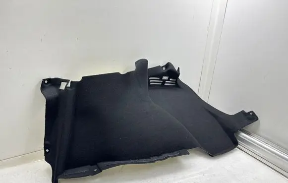 Trunk/boot side trim panel