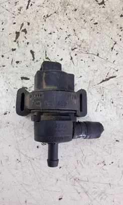 Volkswagen Sharan Valve vacuum 7M0133459
