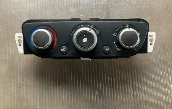 Renault Scenic III - Grand scenic III Climate control unit T1001876K T1001877V