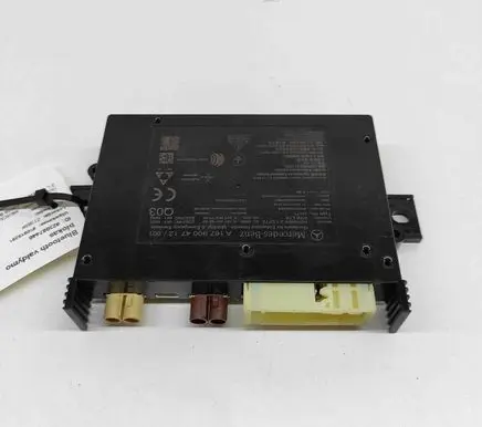 Mercedes-Benz C W205 Bluetooth control unit module A1679016902 A2479027703