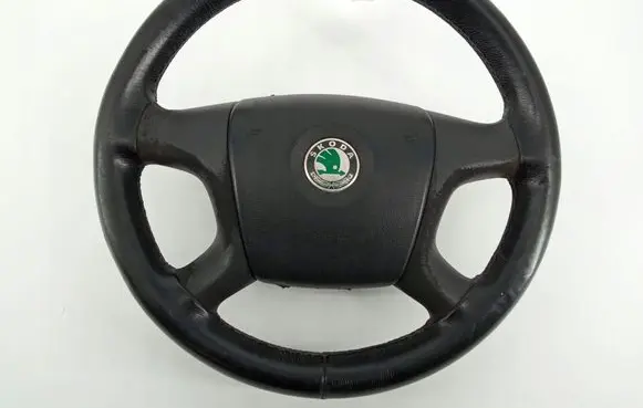 Skoda Octavia Mk2 (1Z) Steering wheel 
