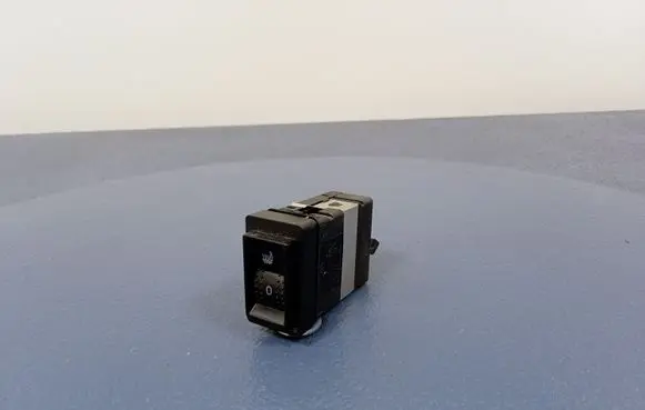 Skoda Superb B5 (3U) Other switches/knobs/shifts 3U0963563