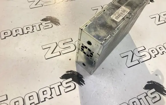 BMW 7 E38 Video control module 6906923 037138051 020761