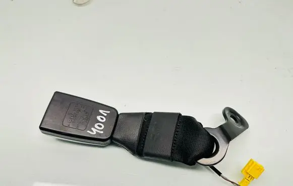 Mercedes-Benz GLK (X204) Rear seatbelt buckle A2048603269 34093288B 07487296