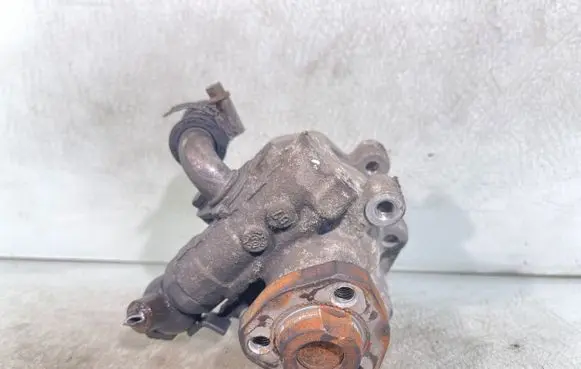 Volkswagen Sharan Power steering pump 7m0145157aa