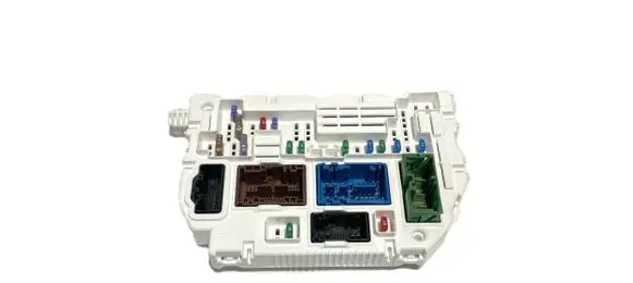 Peugeot 308 Fuse module 9861984280 30932