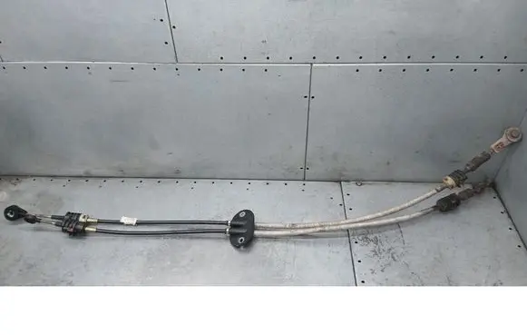 Ford Mondeo Mk III Gear shift cable linkage 1S7R7E395AF