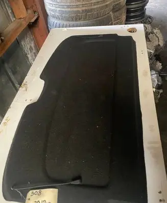 Peugeot 308 Parcel shelf