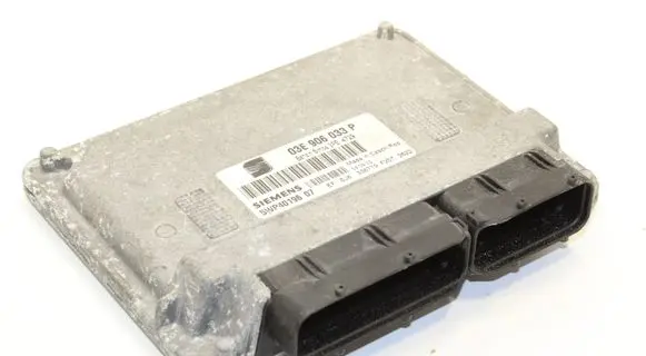 Seat Ibiza II (6k) Engine control unit/module 03E906033P